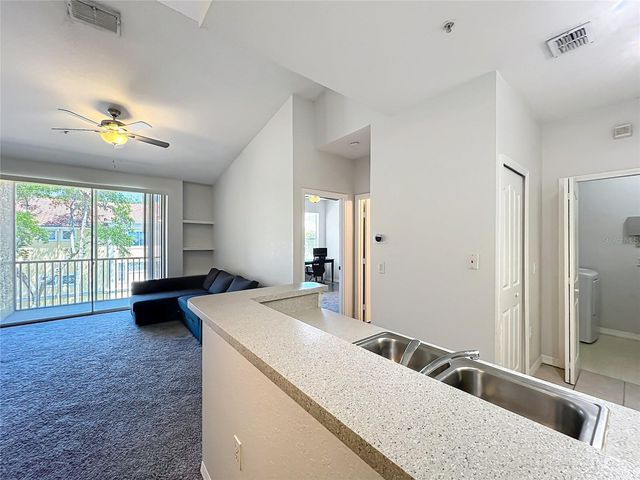 1150 LAKE SHADOW CIRCLE 3304, Maitland, FL 32751