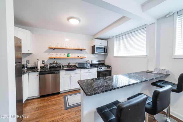 293 Spring Street 16A, Red Bank, NJ 07701