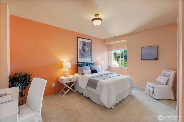 6307 111th Avenue E, Puyallup, WA 98372