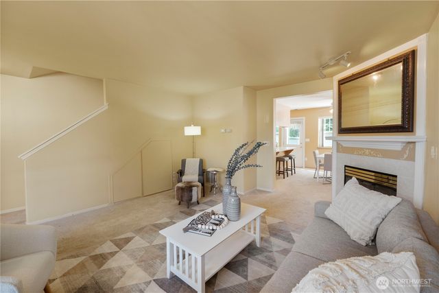 6307 111th Avenue E, Puyallup, WA 98372