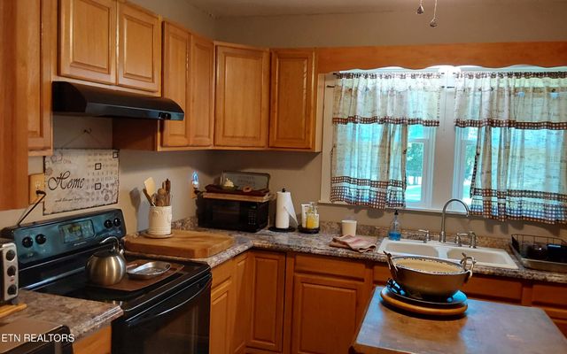 105 County Road 856, Delano, TN 37325