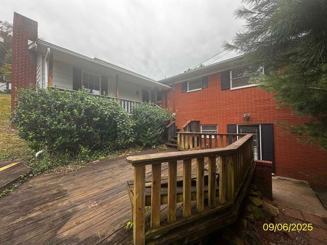 63 Township Road 1197, Chesapeake, OH 45619