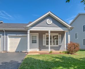 2515 Eldorado Lane, Naperville, IL 60564