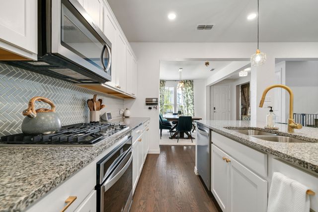 816 Pearl Place, Northlake, TX 76247