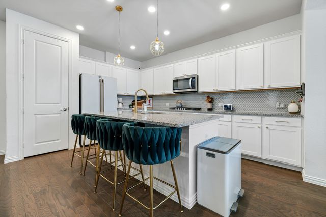 816 Pearl Place, Northlake, TX 76247