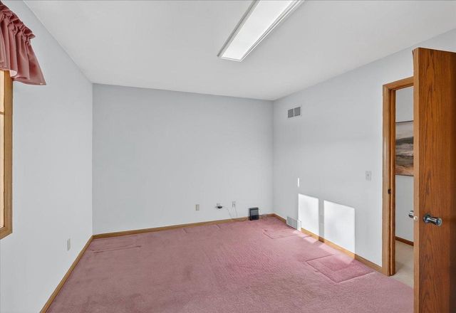 9714 Highway 19, Mazomanie, WI 53560