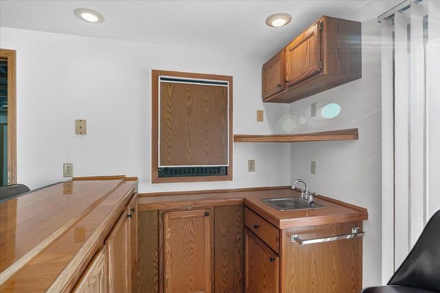 9714 Highway 19, Mazomanie, WI 53560