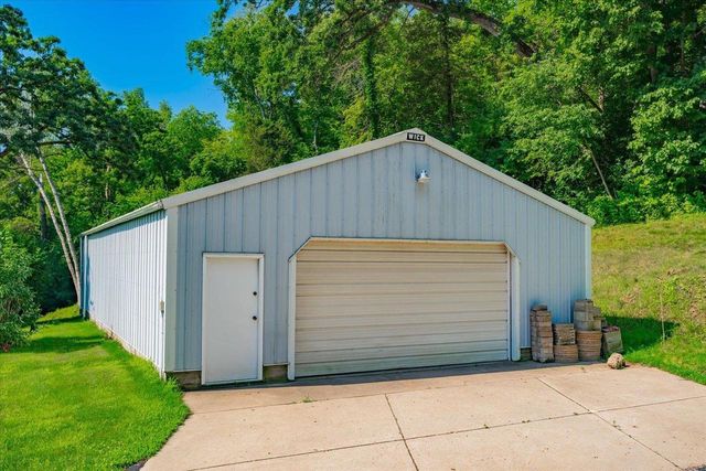 9714 Highway 19, Mazomanie, WI 53560