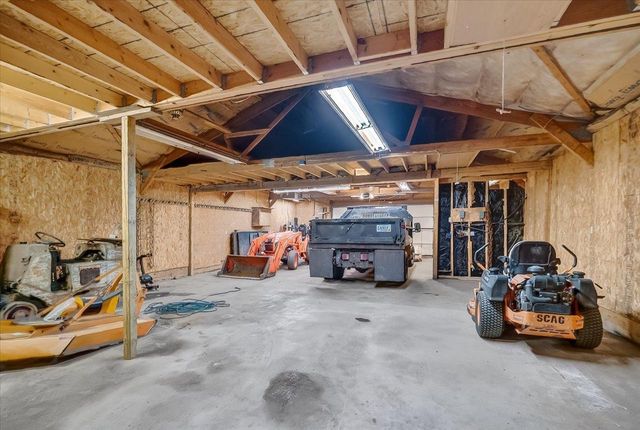 9714 Highway 19, Mazomanie, WI 53560