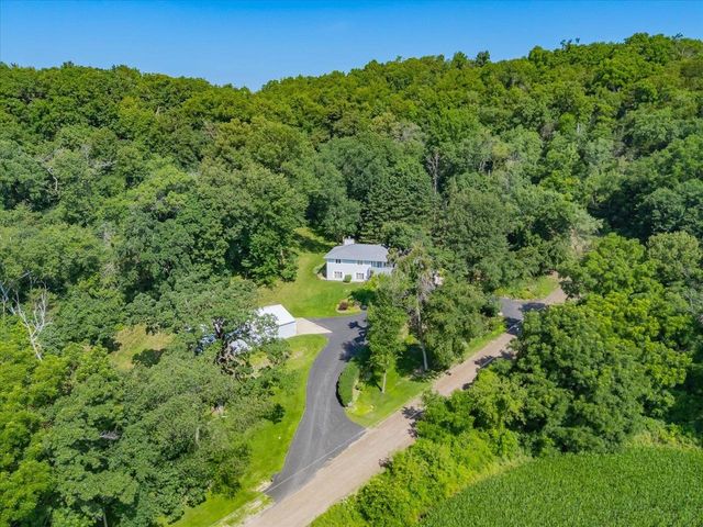 9714 Highway 19, Mazomanie, WI 53560