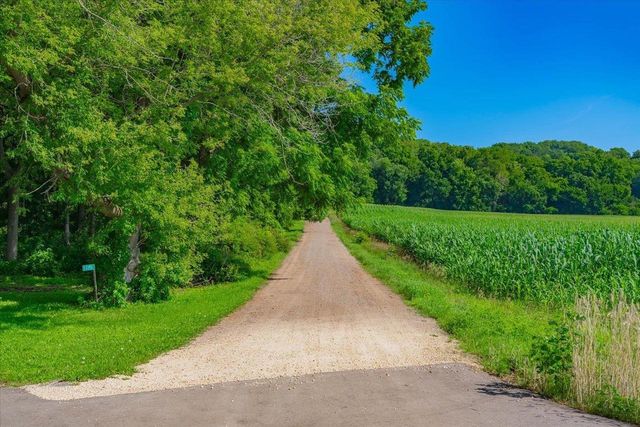 9714 Highway 19, Mazomanie, WI 53560