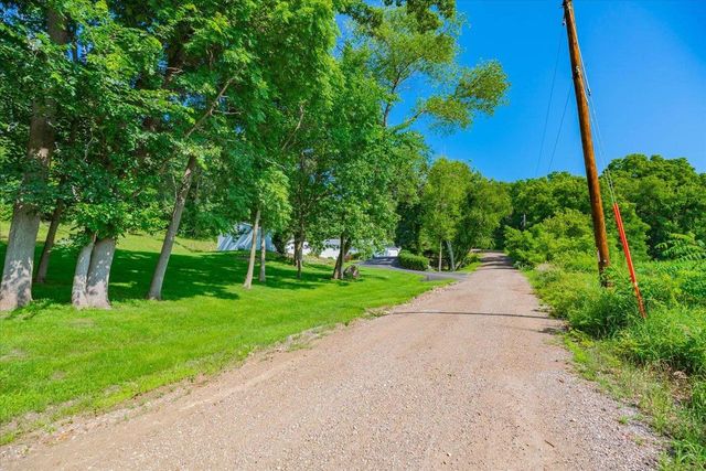 9714 Highway 19, Mazomanie, WI 53560