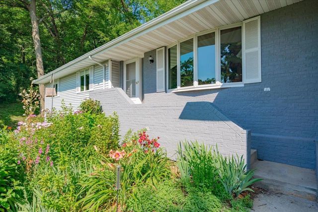 9714 Highway 19, Mazomanie, WI 53560