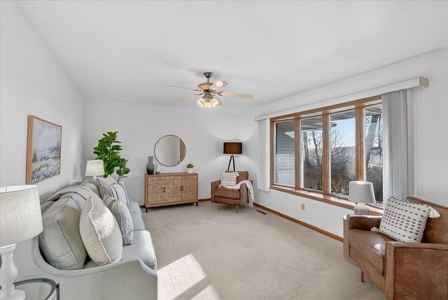 9714 Highway 19, Mazomanie, WI 53560