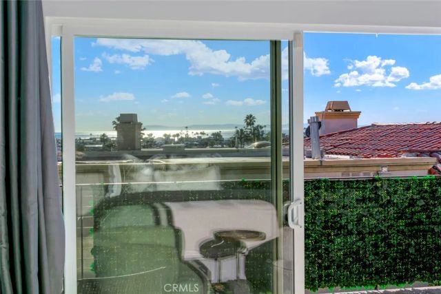 210 La Jolla, Newport Beach, CA 92663