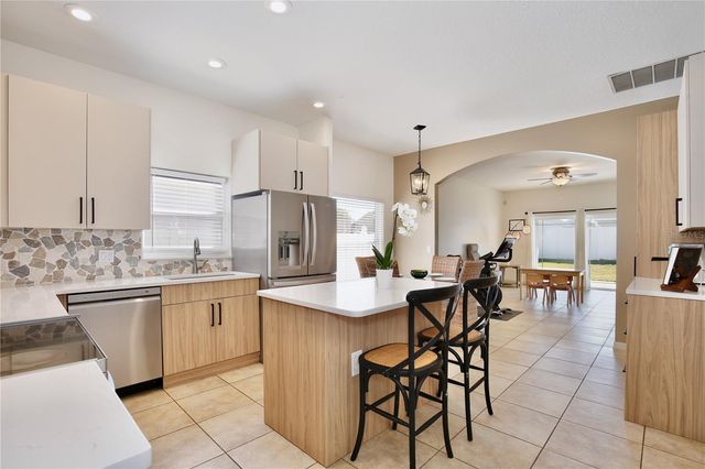 2104 VICTORIA FALLS DRIVE, Orlando, FL 32824