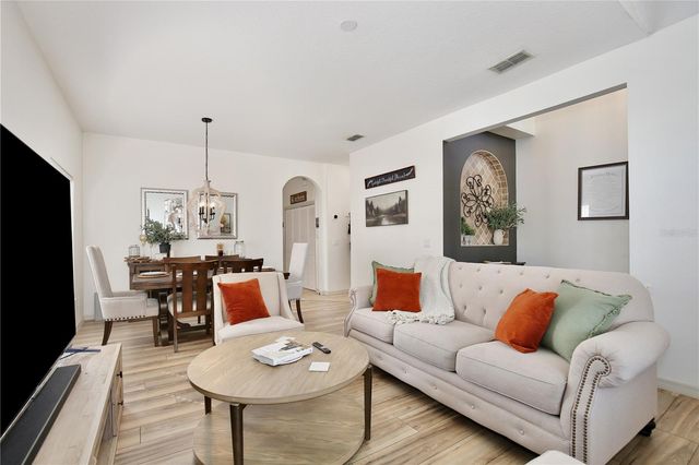 2104 VICTORIA FALLS DRIVE, Orlando, FL 32824