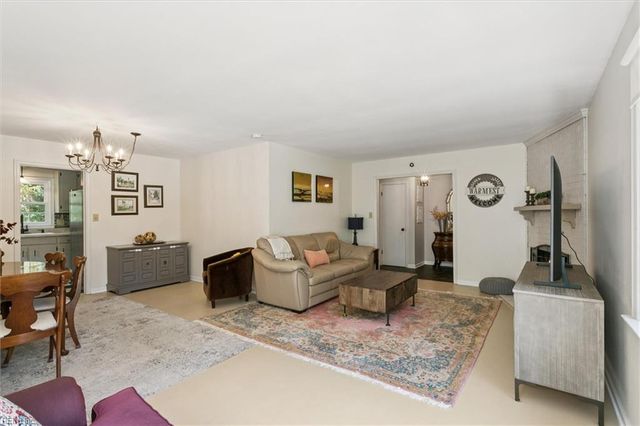 144 Cooley RD, Williamsburg, VA 23188