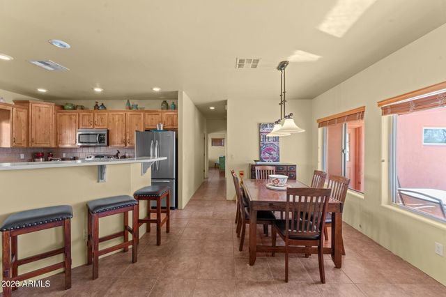51921 W WILLIAM Road, Aguila, AZ 85320