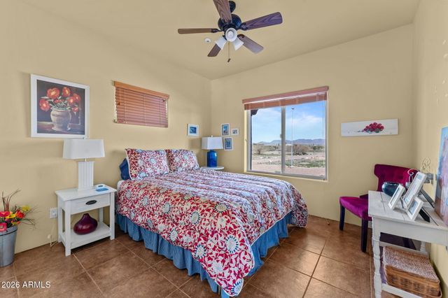 51921 W WILLIAM Road, Aguila, AZ 85320