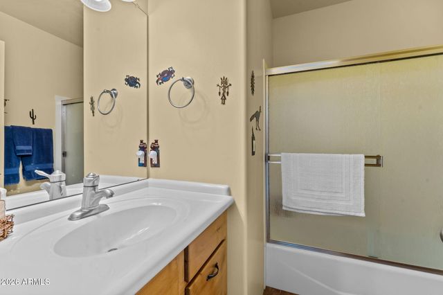 51921 W WILLIAM Road, Aguila, AZ 85320