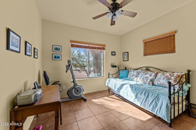 51921 W WILLIAM Road, Aguila, AZ 85320