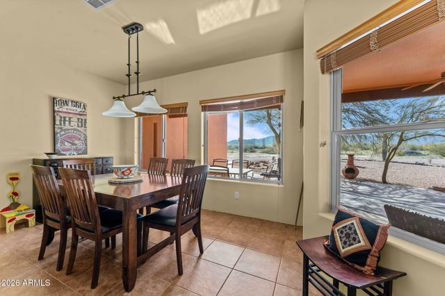 51921 W WILLIAM Road, Aguila, AZ 85320