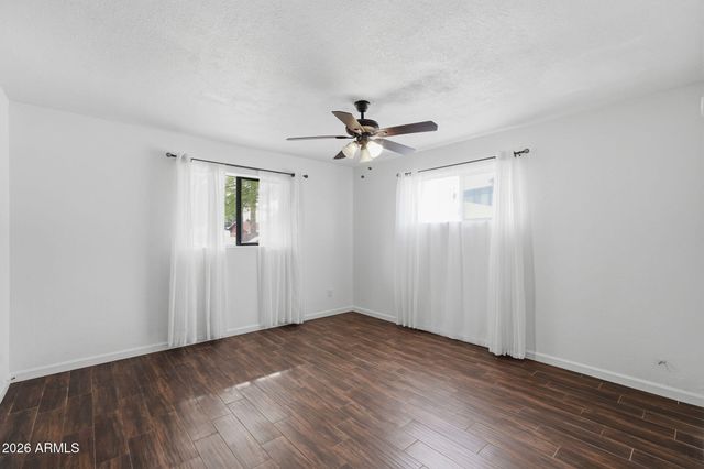 2326 E MULBERRY Drive, Phoenix, AZ 85016