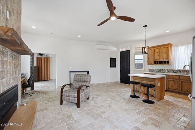 2326 E MULBERRY Drive, Phoenix, AZ 85016