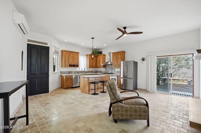 2326 E MULBERRY Drive, Phoenix, AZ 85016