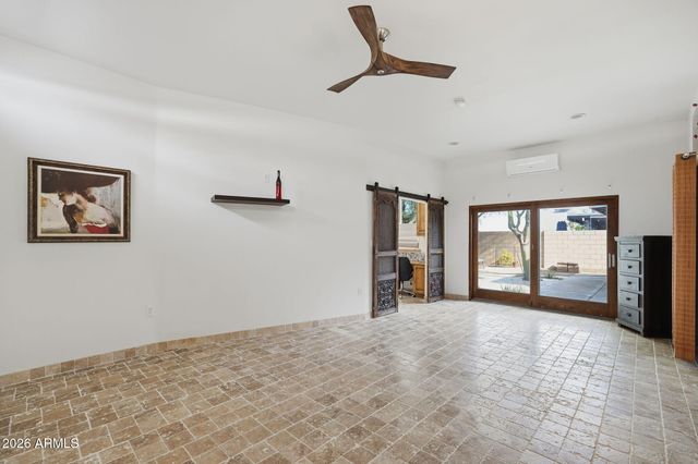 2326 E MULBERRY Drive, Phoenix, AZ 85016