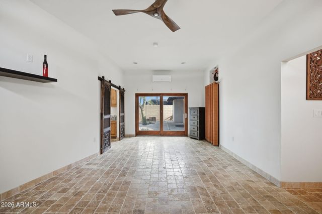 2326 E MULBERRY Drive, Phoenix, AZ 85016