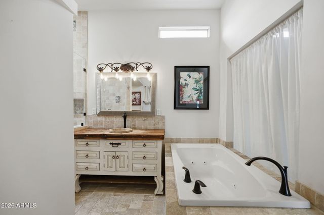 2326 E MULBERRY Drive, Phoenix, AZ 85016