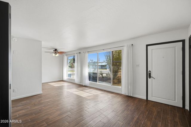 2326 E MULBERRY Drive, Phoenix, AZ 85016