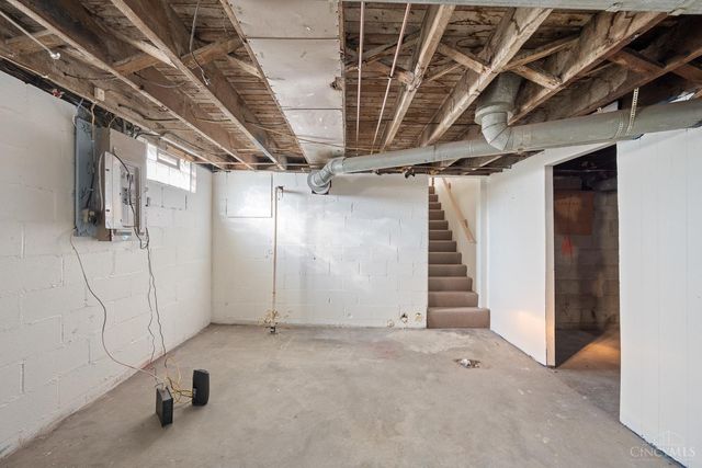 800 St Clair Avenue, Hamilton, OH 45015