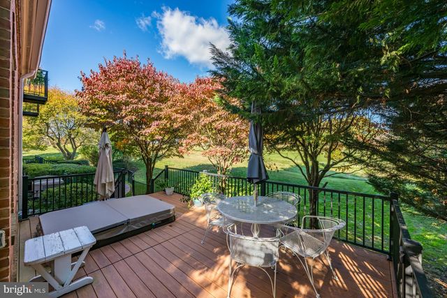 18 BEMAN WOODS CT, Potomac, MD 20854