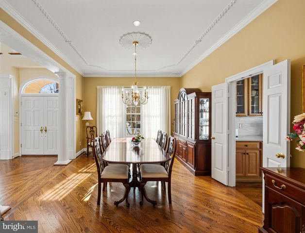 18 BEMAN WOODS CT, Potomac, MD 20854