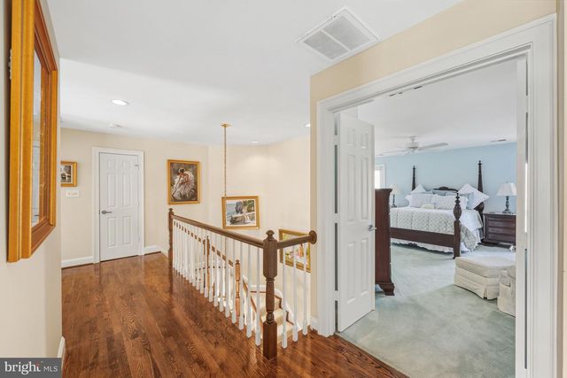 18 BEMAN WOODS CT, Potomac, MD 20854