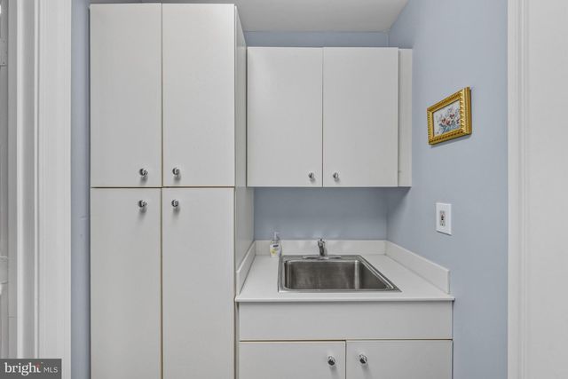 18 BEMAN WOODS CT, Potomac, MD 20854