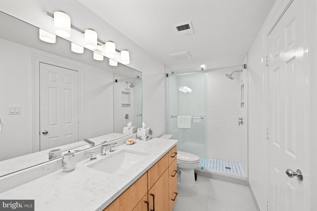 18 BEMAN WOODS CT, Potomac, MD 20854