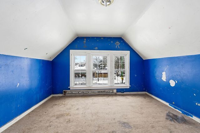 1102 N Laramie Avenue, Chicago, IL 60651