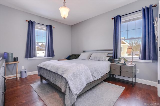 23 Swan Hollow, New Windsor, NY 12553