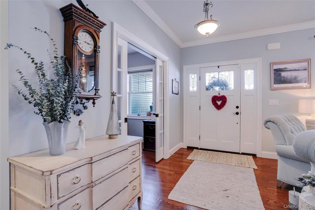 23 Swan Hollow, New Windsor, NY 12553