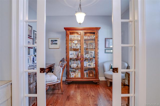 23 Swan Hollow, New Windsor, NY 12553