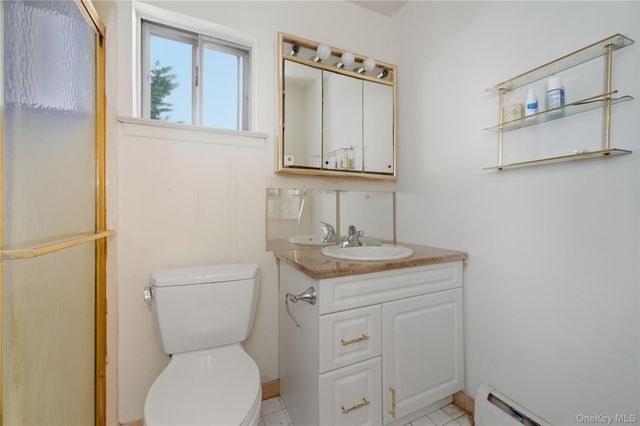 3924 Jane Lane, Oceanside, NY 11572