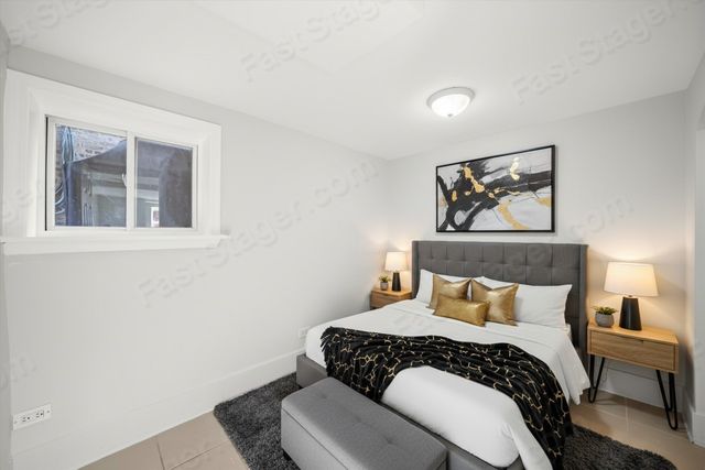 3515 N Oriole Avenue, Chicago, IL 60634