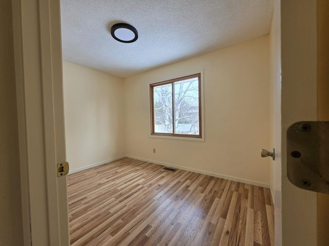 3914 Westbury Trail, Eagan, MN 55123