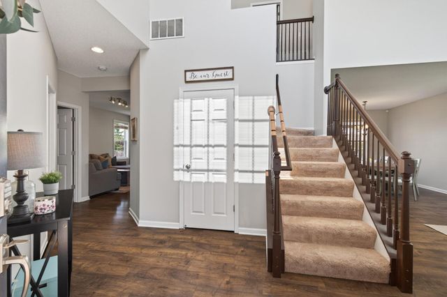 7619 Everest Lane N, Maple Grove, MN 55311