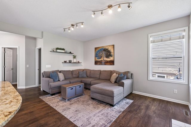 7619 Everest Lane N, Maple Grove, MN 55311
