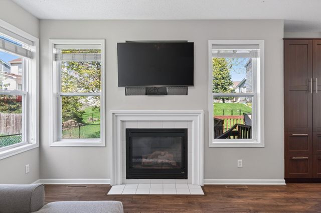 7619 Everest Lane N, Maple Grove, MN 55311